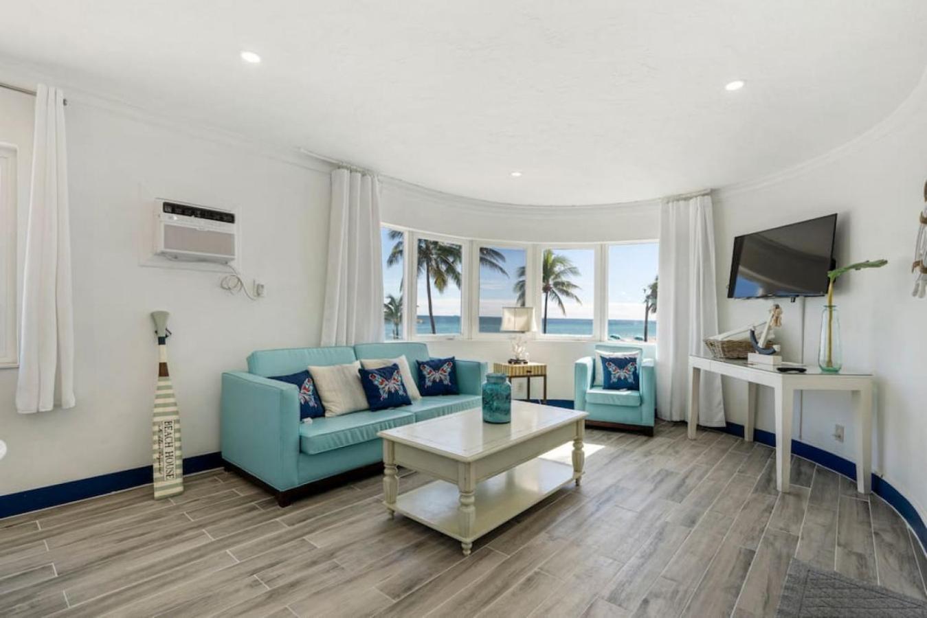 Walkabout 1 Tower Suite In The Heart Of Hollywood Beach Exterior foto